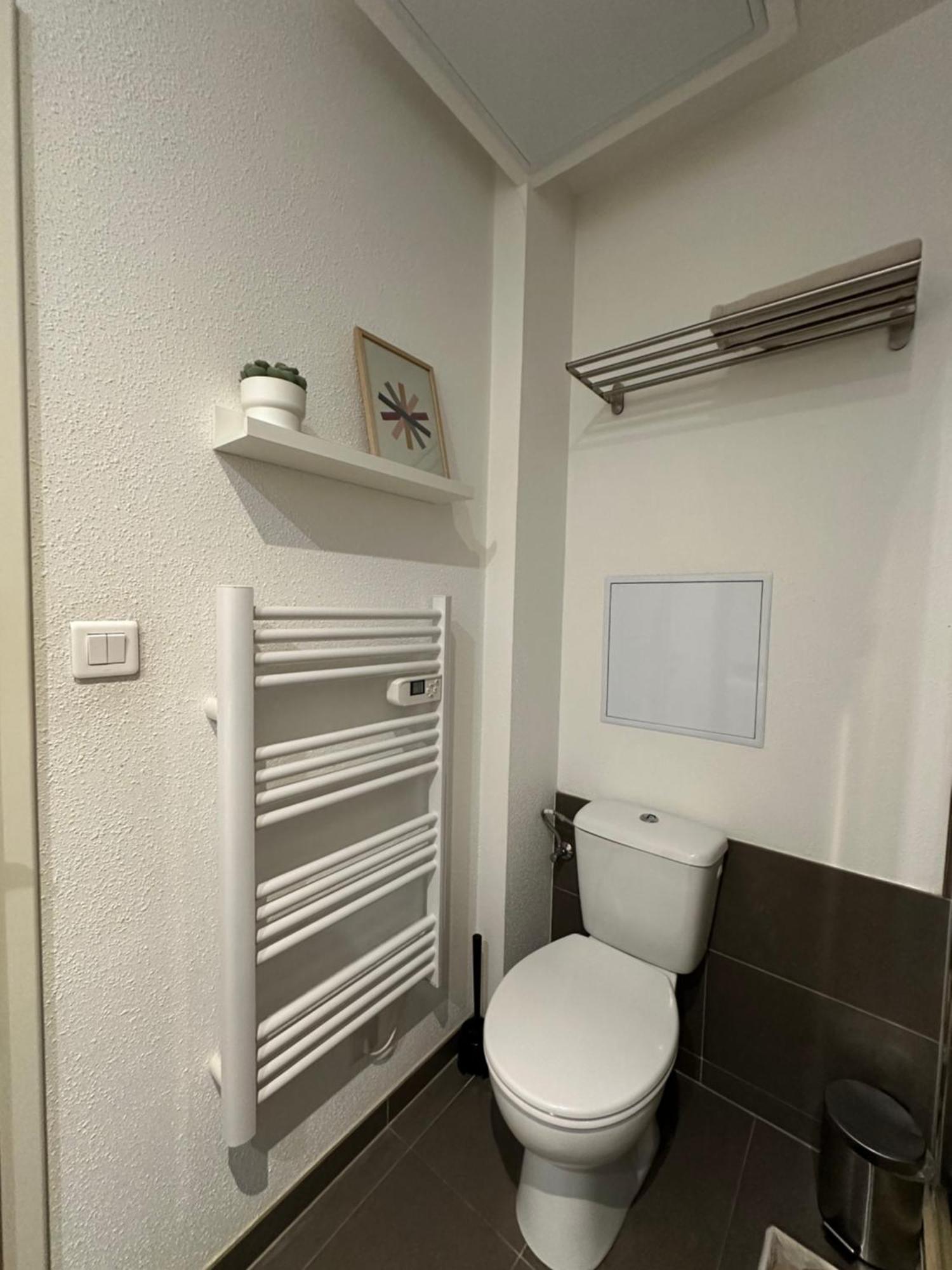 # Le 2 # Tres Beau T3 1Er Etage Tout Confort, Neuf, Mulhouse Centre Exterior photo